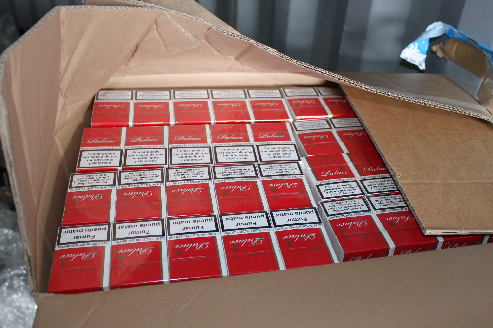 Lo que no sabes acerca del comercio ilegal de tabaco