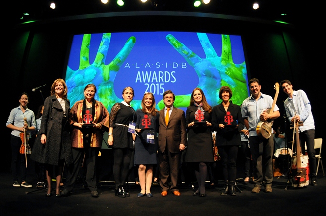 ¡Acompáñanos a felicitar a los ganadores de los #PremiosALASBID!