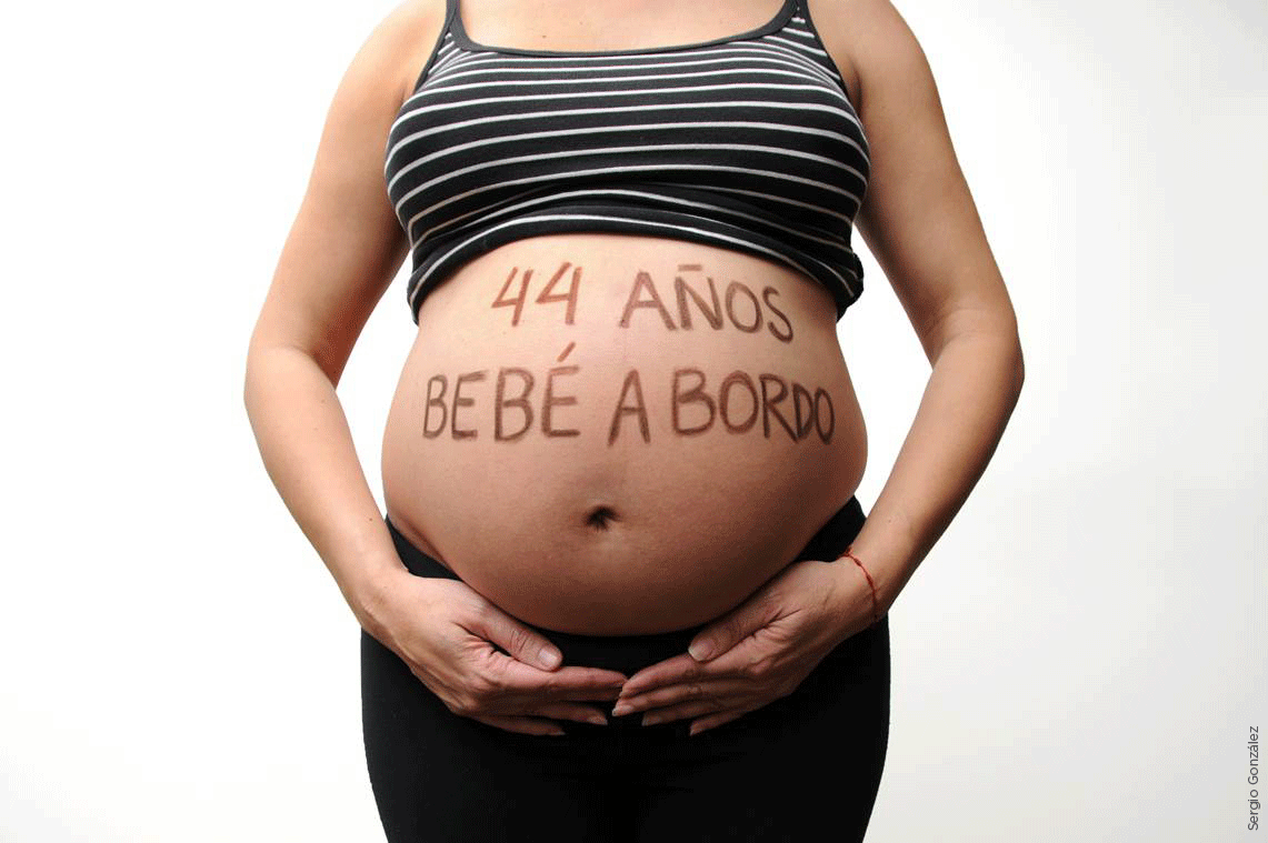 Aunque no lo creas, ¡hay beneficios de tener hijos después de los 40!