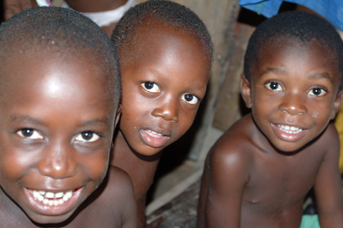 La capacitación cerebral en niños pequeños para rescatarlos de la pobreza