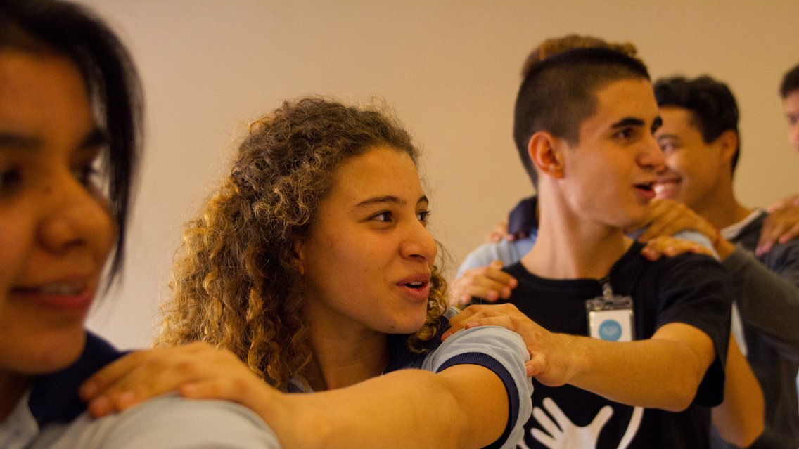 ¿Cómo podemos ayudar a los jóvenes a desarrollar habilidades para ser agentes de cambio?