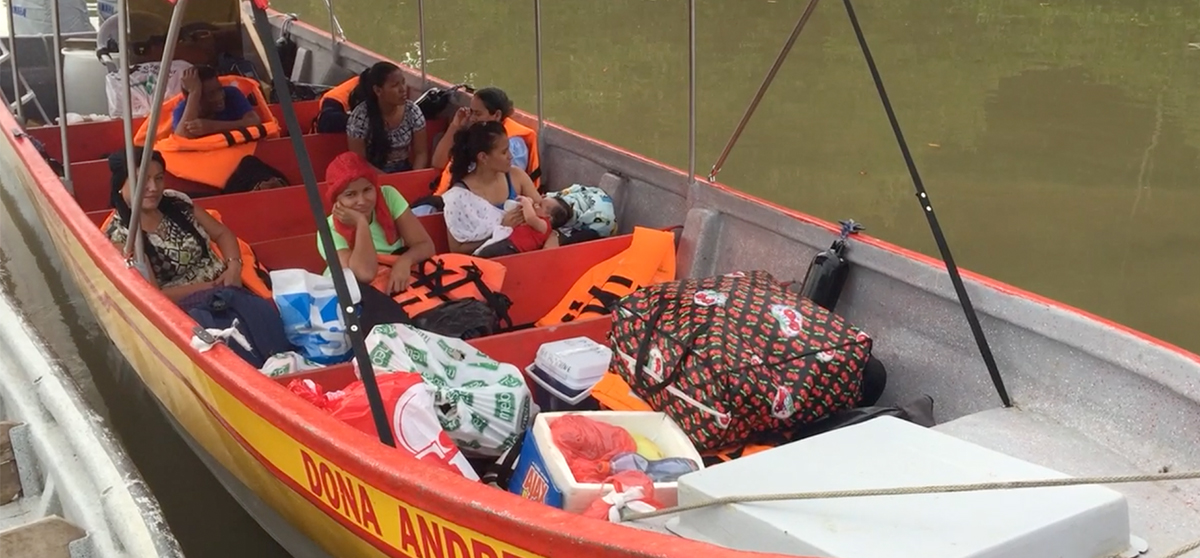 Dos días en barco para dar a luz
