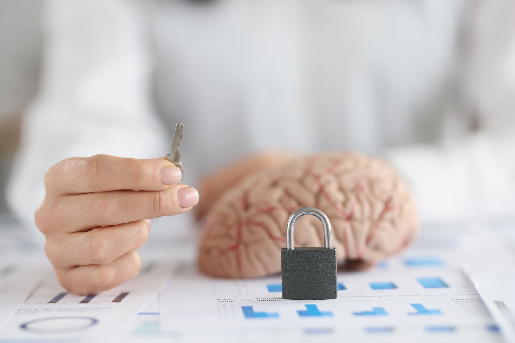 ¿Por qué es fundamental acabar con el estigma y los prejuicios e invertir en salud mental? 