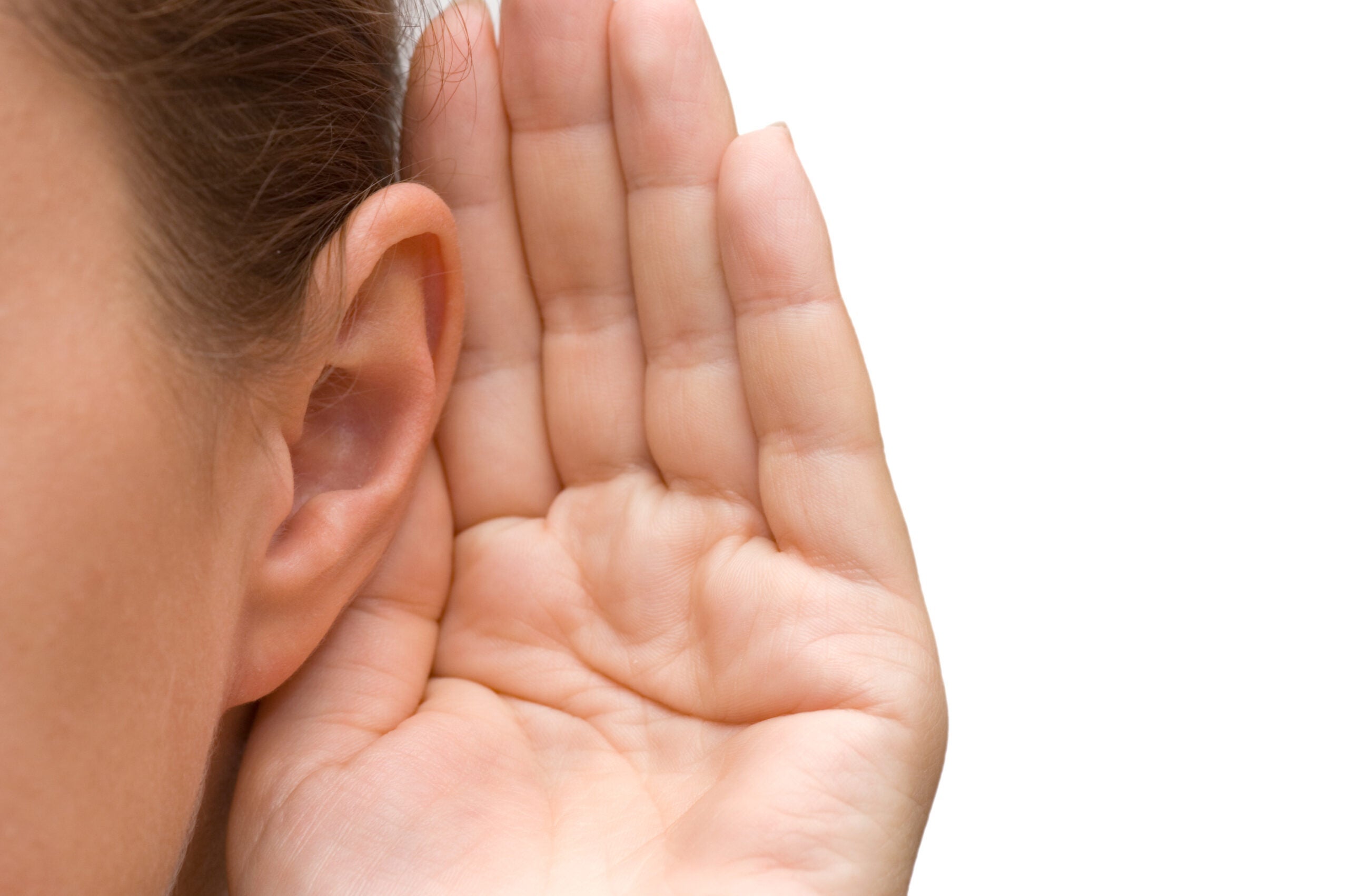 Four Benefits of Developing Listening Skills and the Steps to Achieve It 