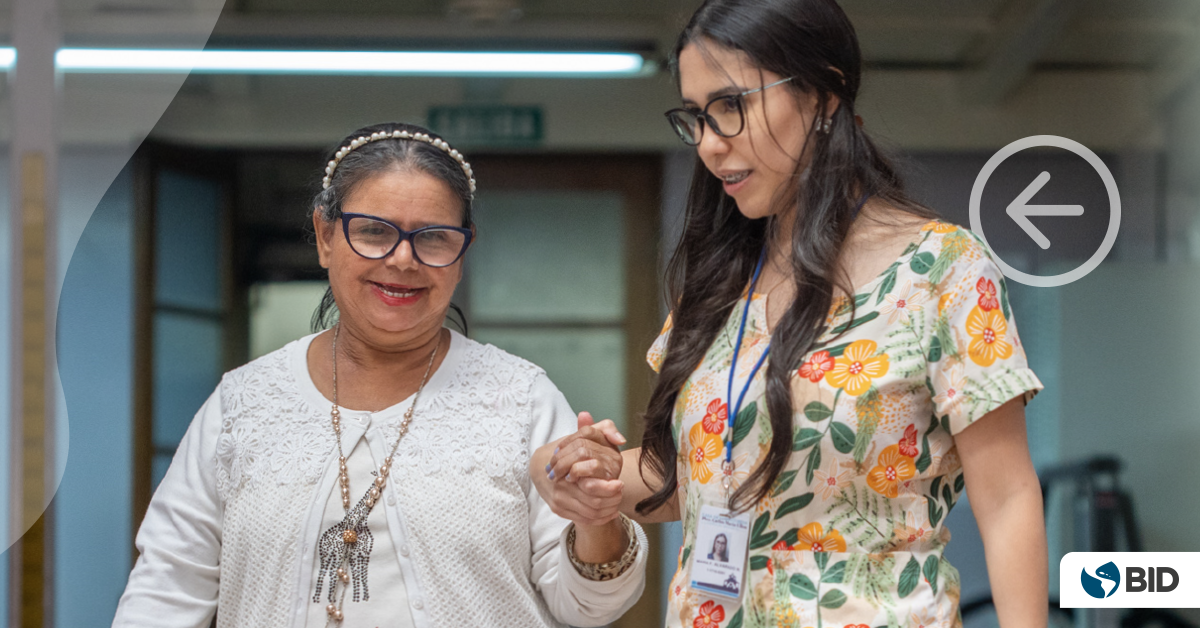 El cuidado de las personas mayores, un trabajo que necesitamos visibilizar y valorar