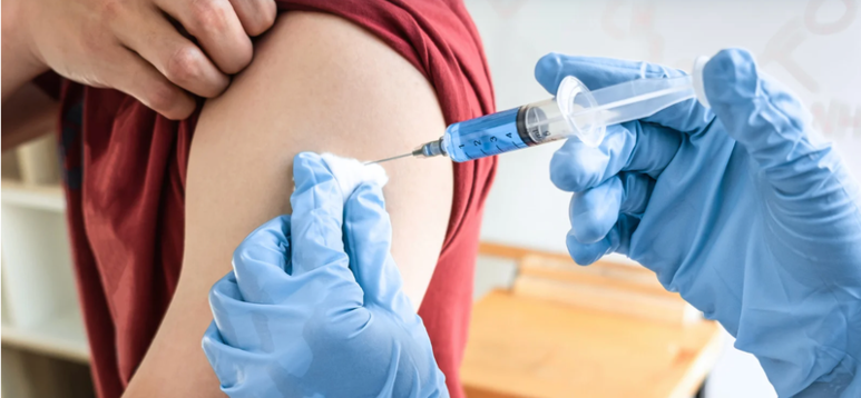 Artículo: Vaccine Certificates Must Go Digital: An Urgent Call for Better Public Health Outcomes